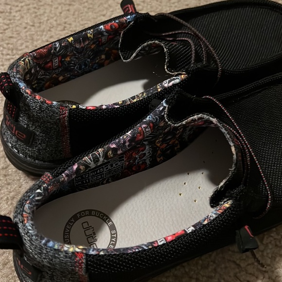 Hey Dude - Picture 2 of 5